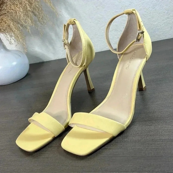 Vince Camuto Enella Ankle Strap Sandal Size 9M - Picture 7 of 10